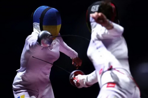 Не подала руки сопернице из России: спортсменку из Украины дисквалифицировали за нарушение регламента