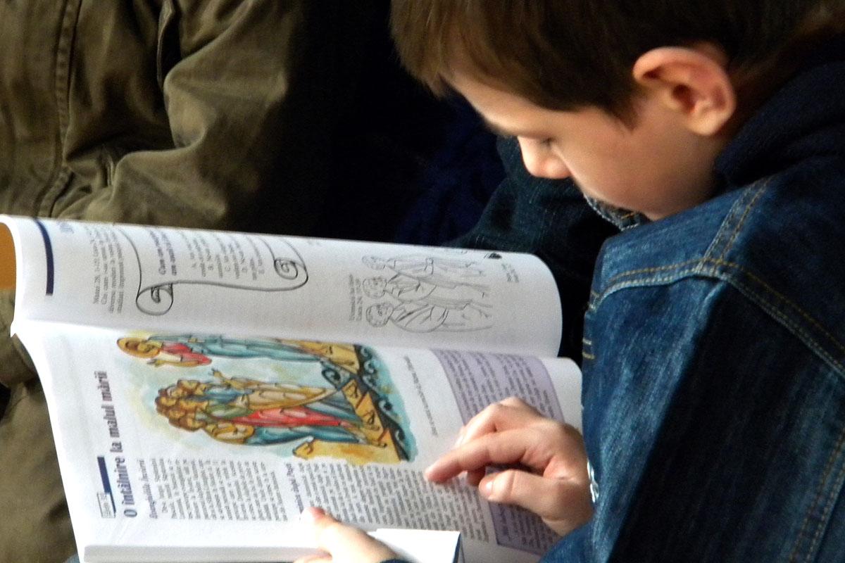 Школьники в Молдове стали чаще выбирать факультативное изучение религии