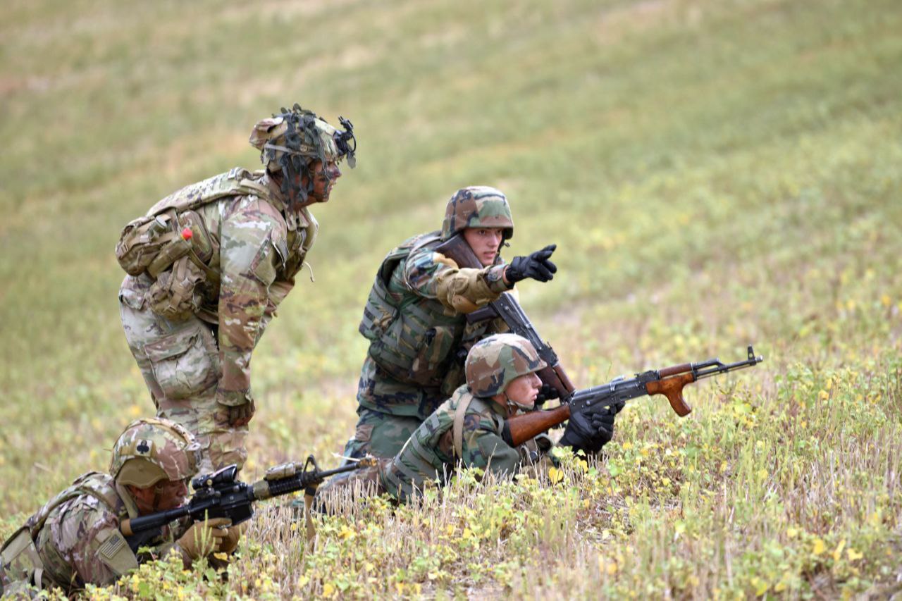 Армия Молдовы проводит учения с военными из Румынии и США